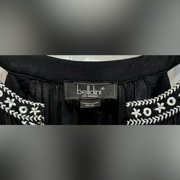 NEW Belldini Lurex Embroidered Keyhole Tank - Picture 7 of 7